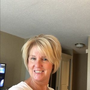 Meet your Posher, Carol